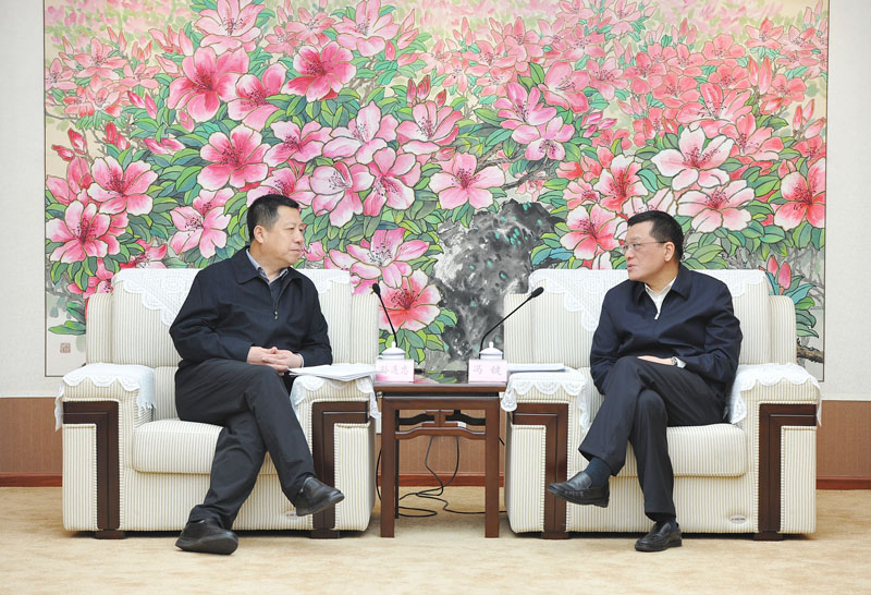 冯键800.jpg
